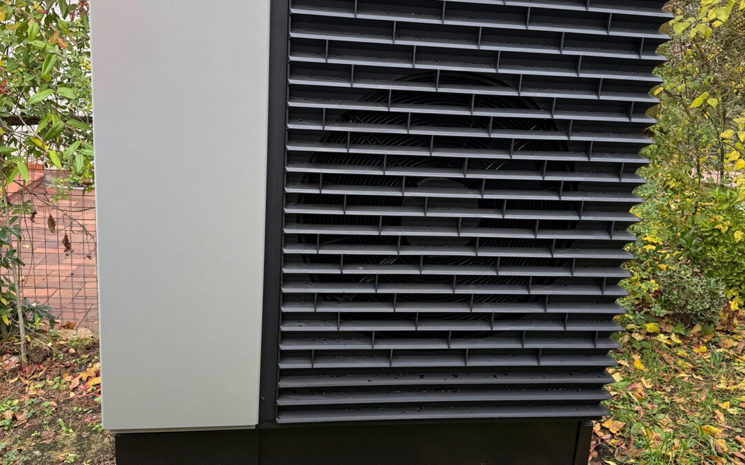 Wärmepumpe ersetzt Ölheizung.